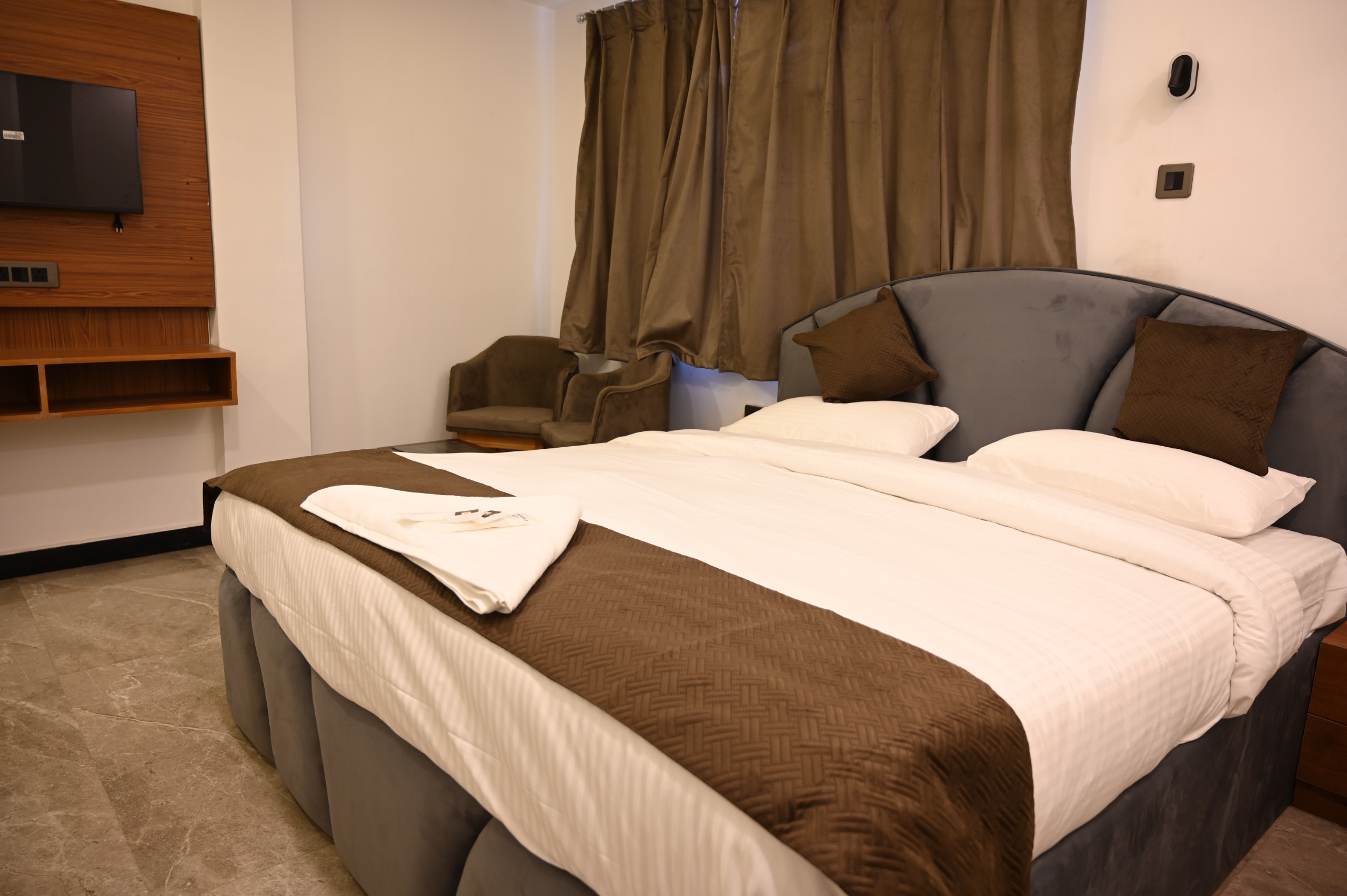 WhatsApp Image 2026-04-17 at 12.17.08 PM