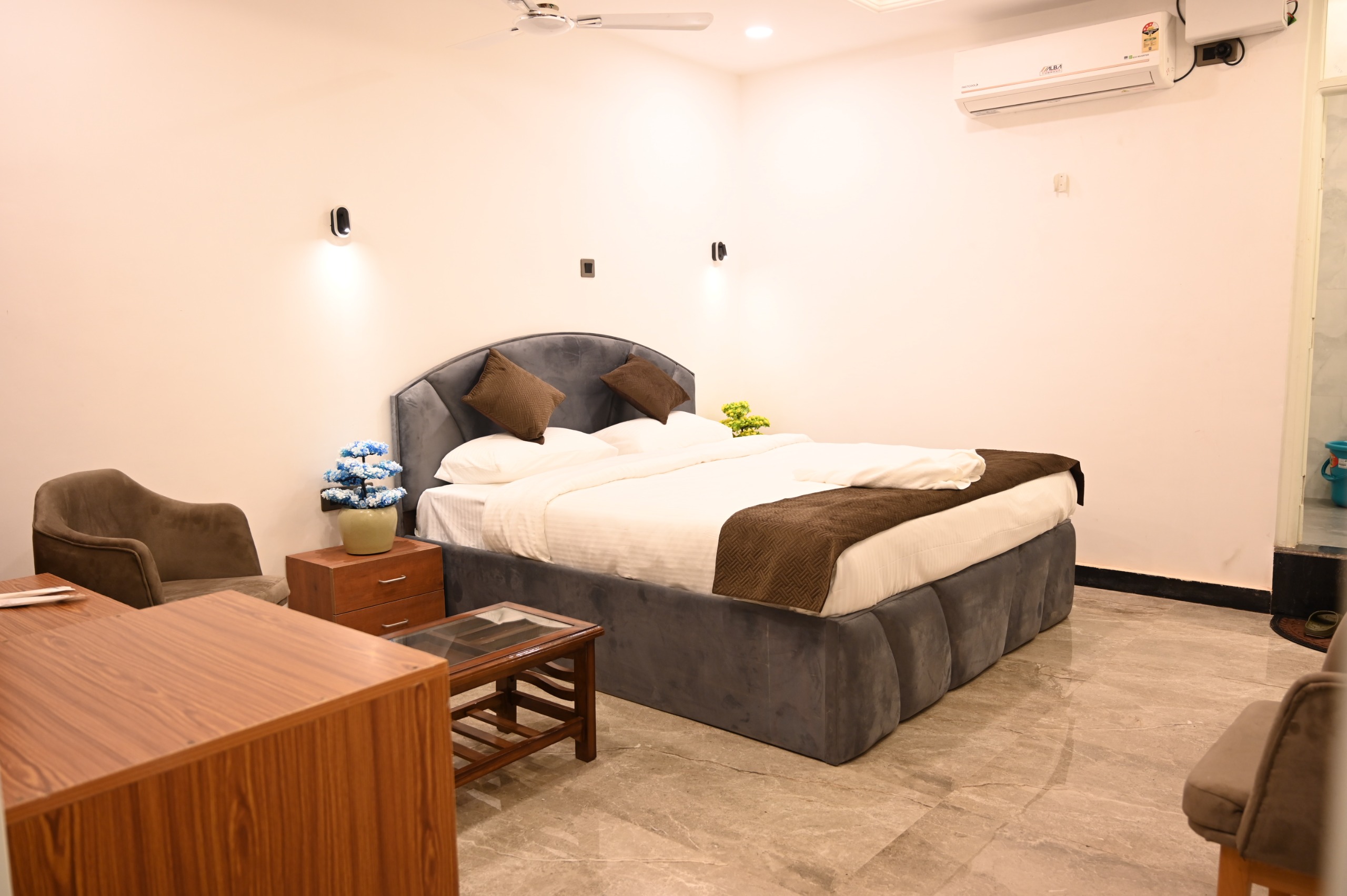 WhatsApp Image 2026-04-17 at 12.17.13 PM